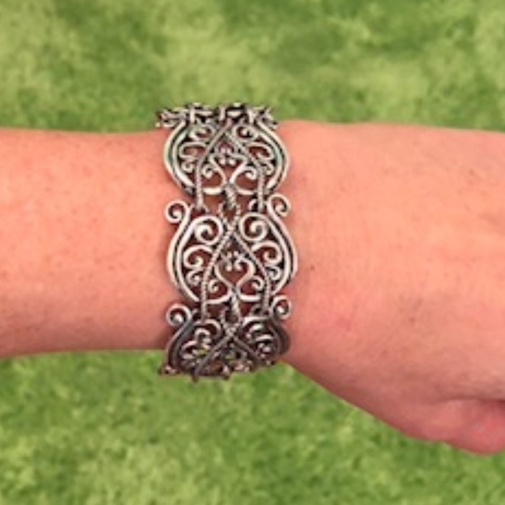 STERLING SILVER BRACELET